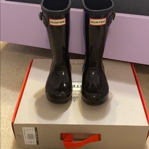 Girls Black Gloss Hunter Boots
